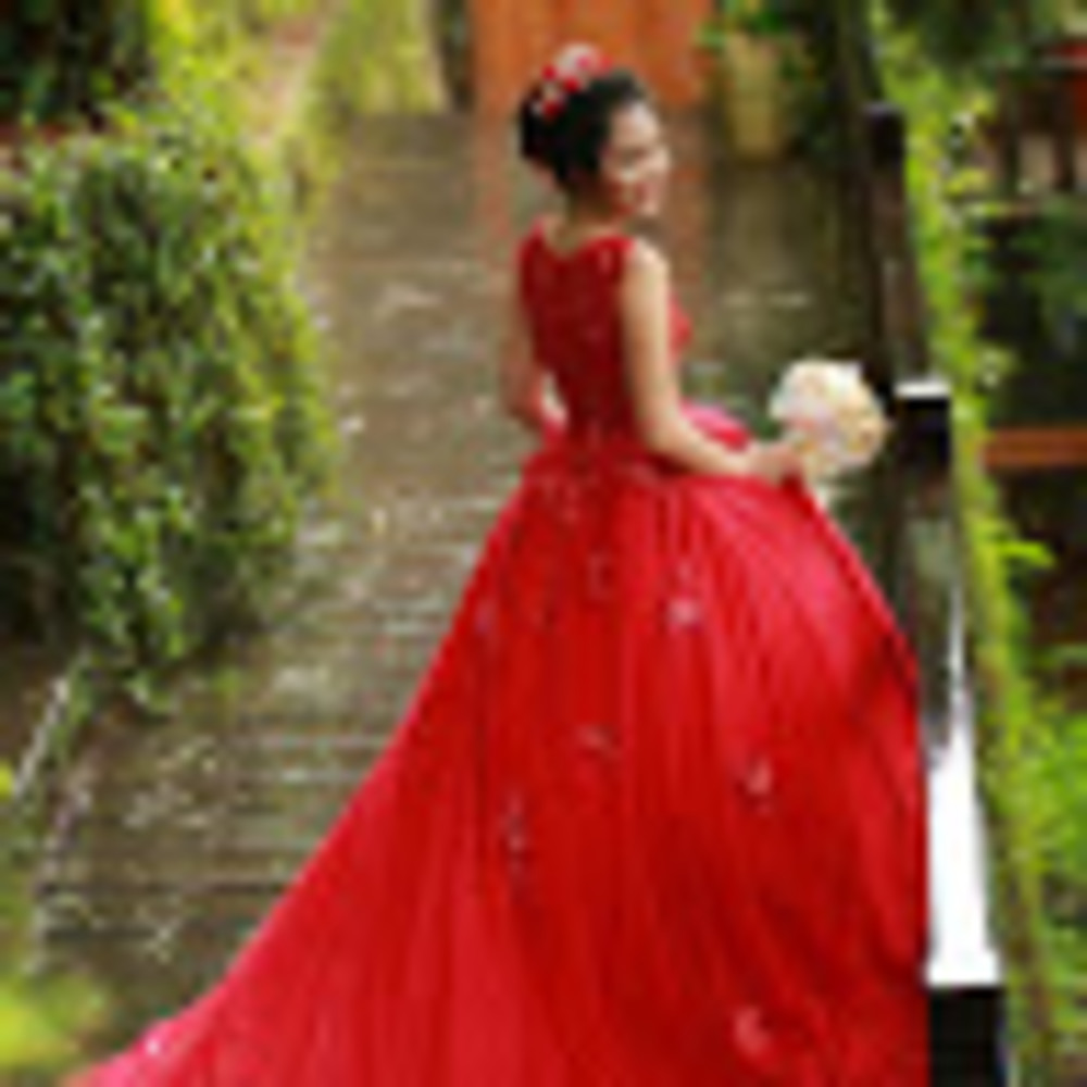 Meet your Posher, Candy